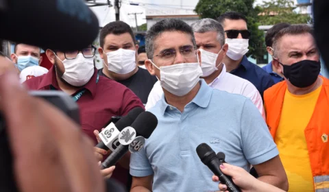 Prefeito David Almeida anuncia pacote de medidas em combate à Covid-19