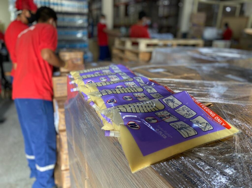 Cema recebe doação de 5 mil luvas de procedimento para unidades de saúde.