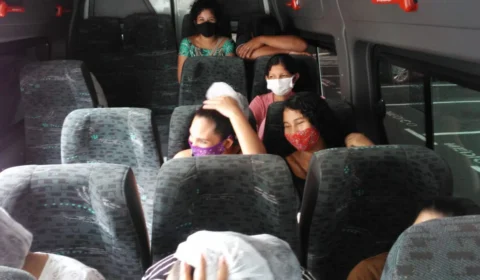 SES-AM faz transferência de mulheres para reorganizar rede de assistência materna no Amazonas