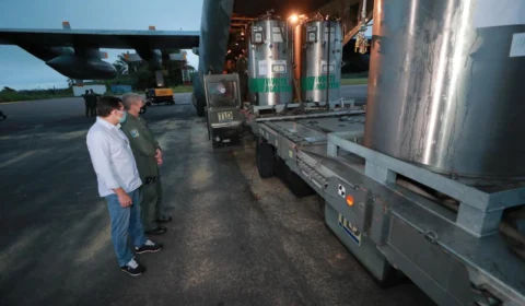 Manaus recebe hoje a primeira remessa de isotanques de oxigênio para combater a Covid-19 no AM