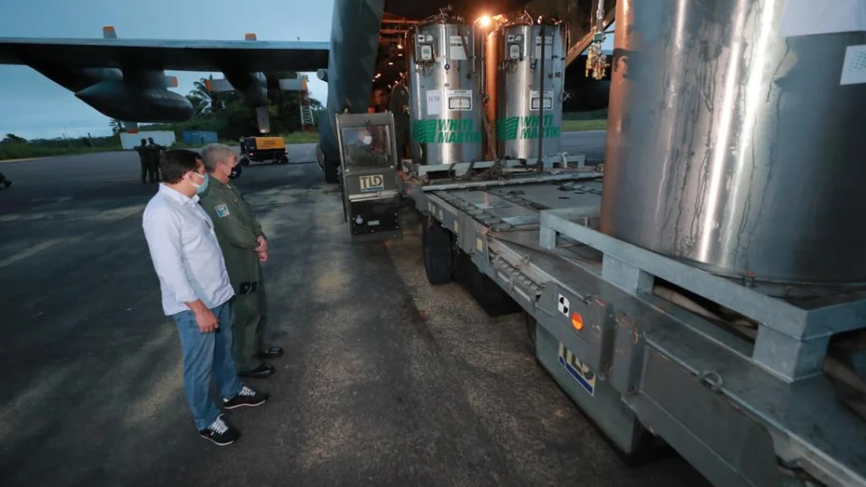 Manaus recebe hoje a primeira remessa de isotanques de oxigênio para combater a Covid-19 no AM
