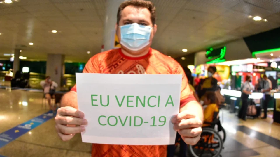 Grupo de pacientes recuperados da Covid-19 em São Luís retornam a Manaus; “Gratidão”