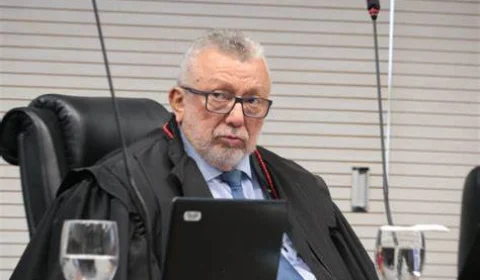 Desembargador Thury piora por conta da Covid e vai para UTI