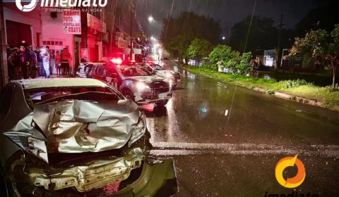 Dupla é presa com carro roubado após perseguição na Cidade de Deus