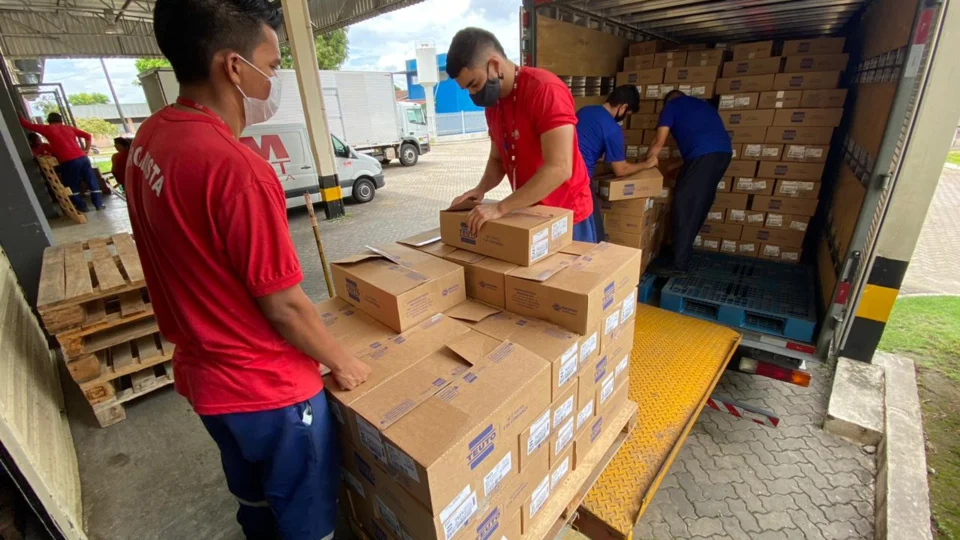 Cema recebe remessa de medicamentos para tratamento da Covid-19