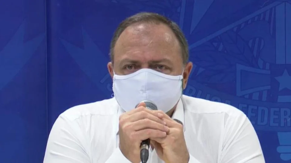 Ninguém receberá a vacina antes de Manaus,” diz Ministro da Saúde Eduardo Pazuello