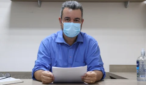 Vereador Peixoto fará doação de álcool em gel nas zonas leste, oeste e norte