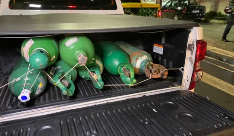 Vídeo – apreensão cilindros de oxigênio