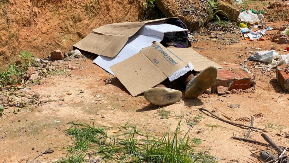 Morador de rua é encontrado morto no Centro de Manaus