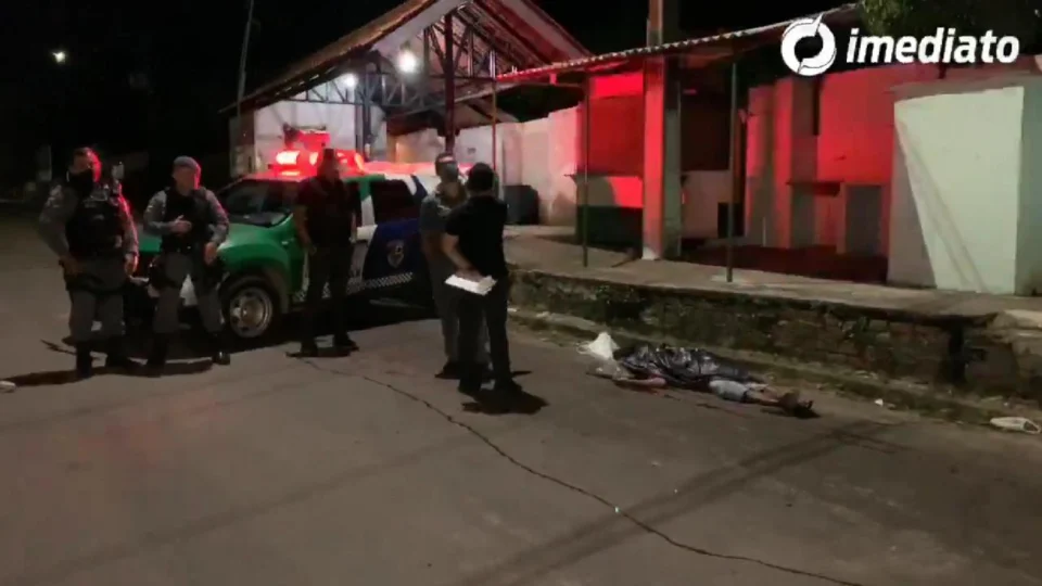 Homem é encontrado com sinais de agressão no bairro Compensa de Manaus