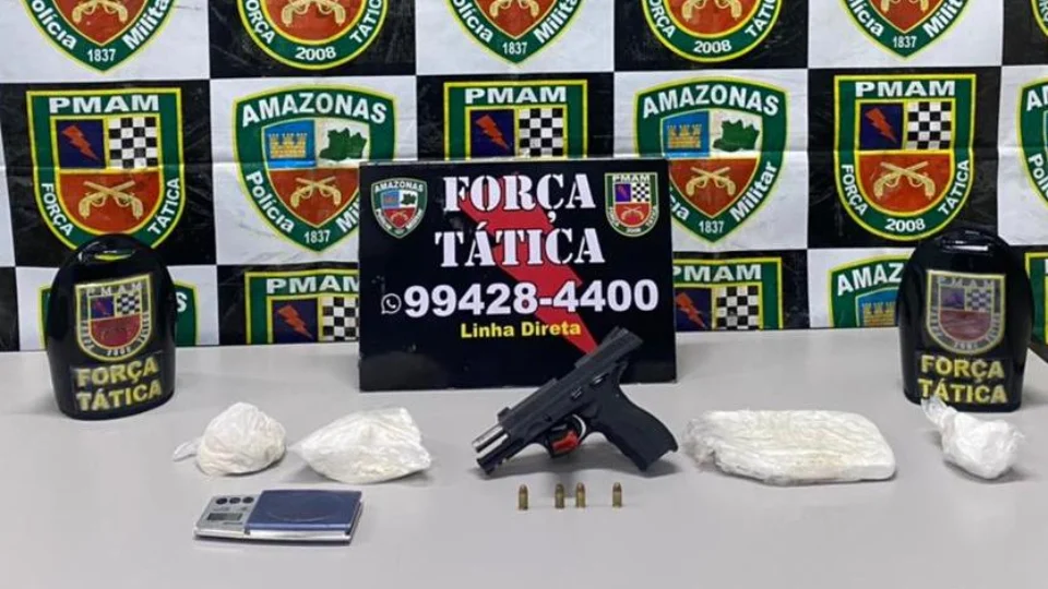 Homem é preso no Novo Aleixo com drogas, munições e pistola 380