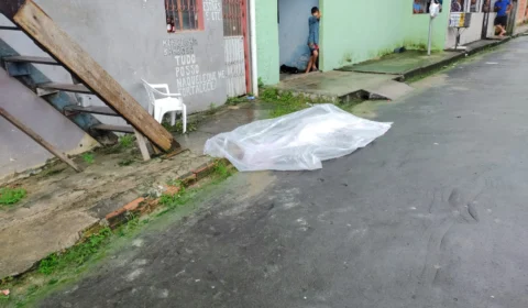 Veja vídeo! Homem é assassinado a tiros na Zona Oeste de Manaus