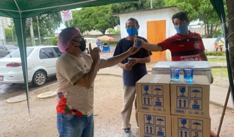 Grupo realiza ação solidária para ajudar acompanhantes de pacientes de Covid-19 nos hospitais de Manaus