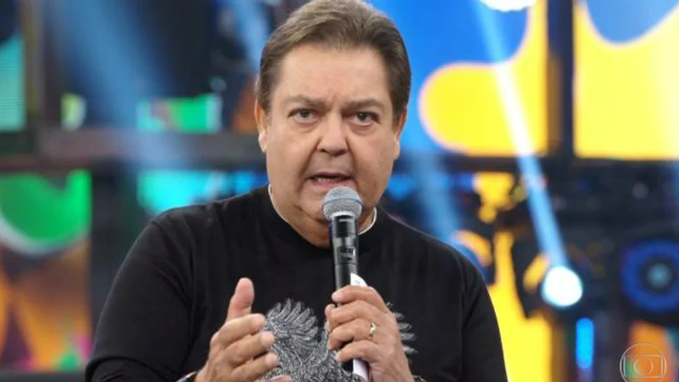 Estreia de Faustão na Band explode na audiência e chega à vice-liderança