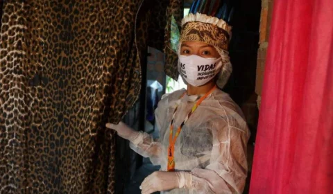 Vídeo! Primeira amazonense a ser imunizada – Vanda Ortega