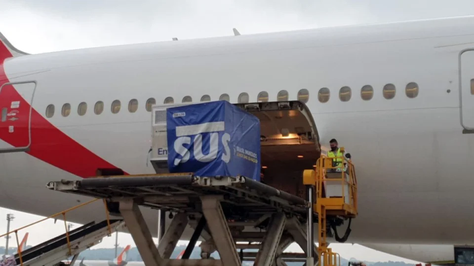 Amazonas receberá cota extra de vacinas para frear pandemia