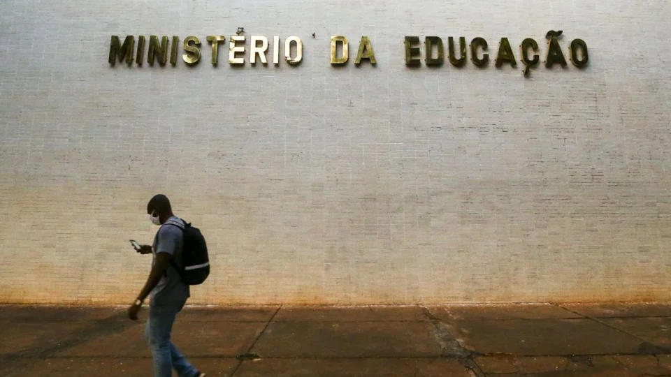 MEC publica edital do 1º processo seletivo do Sisu 2021; Veja o período de inscrições