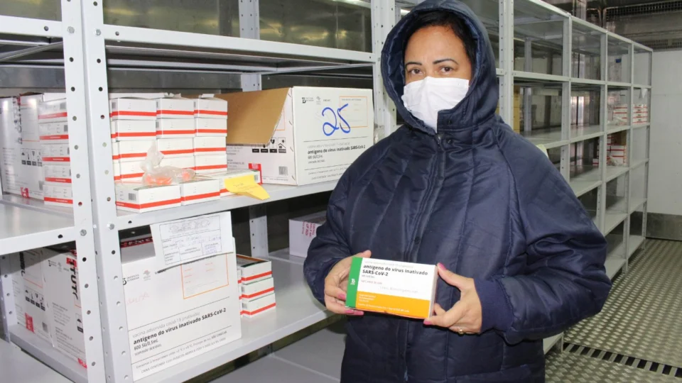 FVS informa que o Amazonas já aplicou 79.844 doses de vacina contra Covid-19 até esta quarta-feira (3)