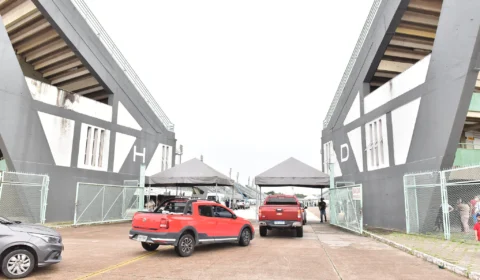 Prefeitura implanta terceiro ponto de vacinação exclusivo para profissionais da saúde