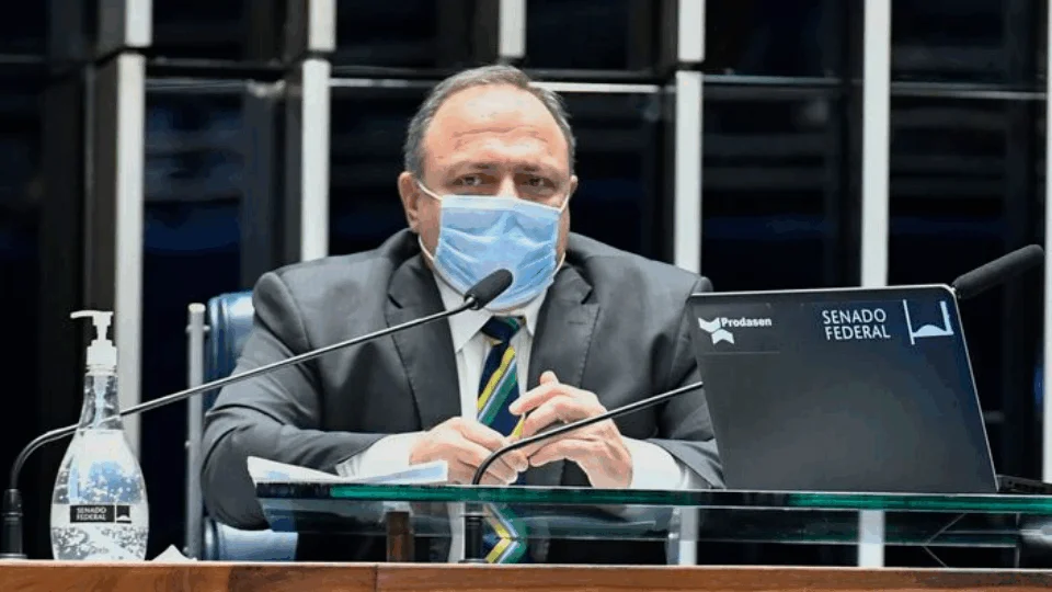 Pazuello: variação do vírus encontrada em Manaus se espalhou pelo país