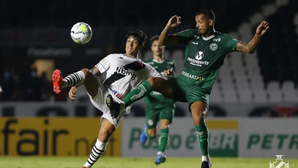 Futebol: mesmo vencendo, Vasco é rebaixado à Série B pela quarta vez