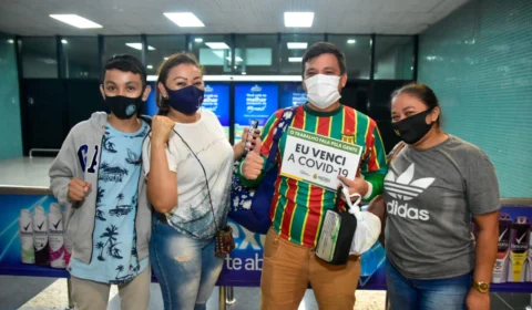 “Eu venci a Covid!”; Sete pacientes retornam a Manaus nesta sexta-feira 05;