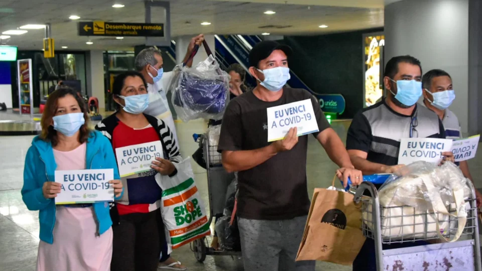 Recuperados: Oito pacientes retornam a Manaus neste domingo 07