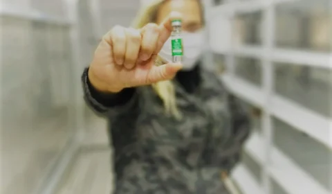 111.282 doses de vacina contra Covid-19 já foram aplicadas, no Amazonas, até esta sexta-feira (5)