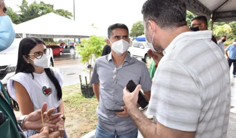 Manaus recebe 59 mil doses de CoronaVac; Grupos  4 e 5 dos trabalhadores da Saúde serão imunizados