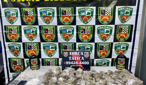 VÍDEO: Trio é preso pela Força Tática com drogas na Comunidade Monte Páscoal