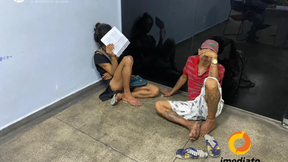 Dupla é presa acusada de prender e comer cachorros e gatos em Manaus – Veja vídeo