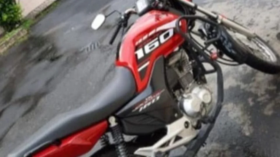 Entregador é assaltado em rua deserta no bairro dom Pedro