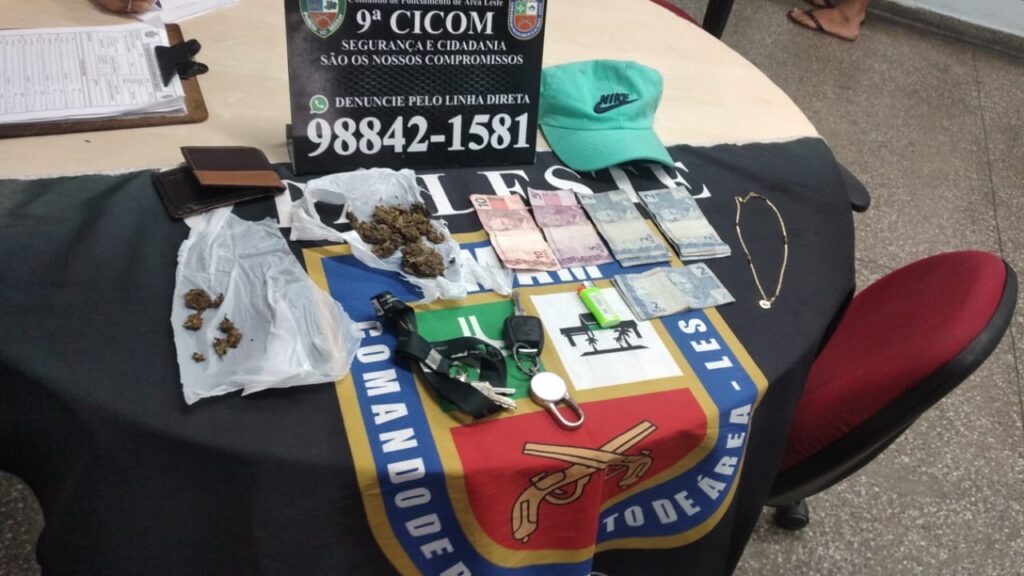 Vulgo “Gordinho” é preso por tráfico de drogas no bairro São José em Manaus.