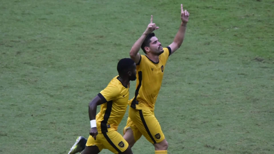 De Virada, Amazonas F.C vence Nacional-AM por 2 a 1 na reestreia do Barezão 2020