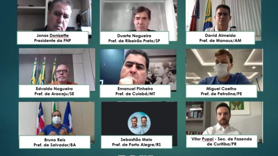 Prefeito David Almeida enviará PL à Câmara Municipal que autoriza compra de vacinas contra a Covid-19