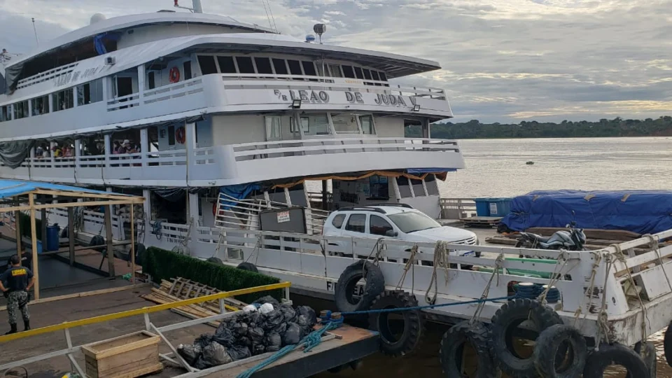 Mais de 3kg de drogas são apreendidos em barco com destino a Manaus