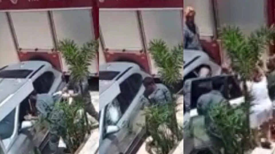 Veja vídeo: Para salvar bebê, bombeiros quebram vidro de carro blindado