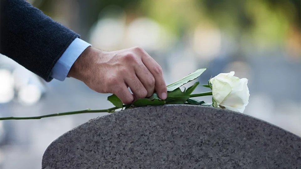 Cemitérios de Manaus registram 11 sepultamentos de vítimas da Covid-19 nesta segunda-feira (8)