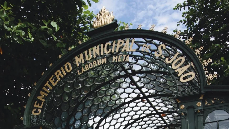 Manaus tem 14 enterros de vítimas da Covid-19 realizados nesta quarta-feira (10)