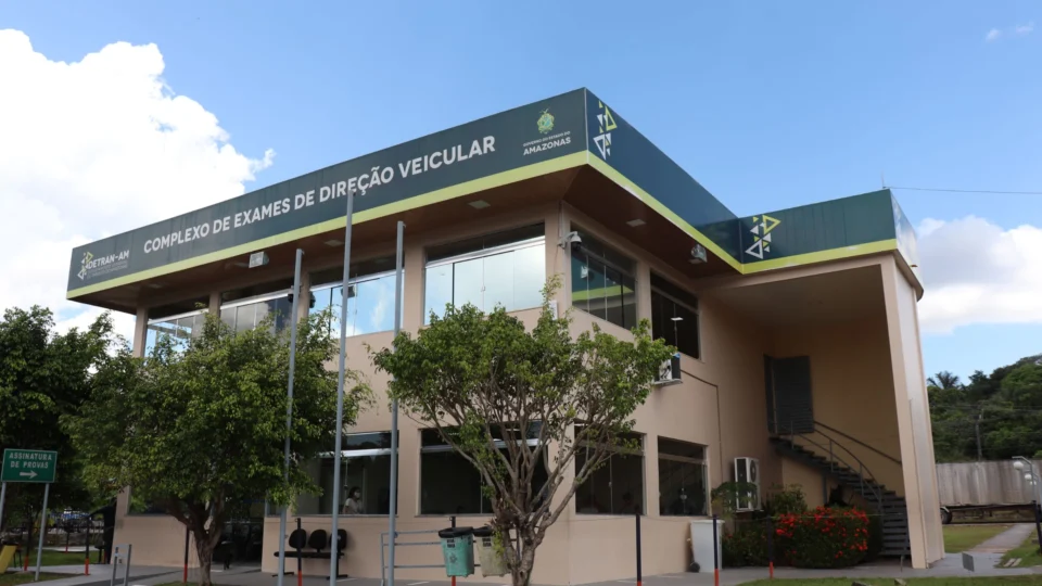 Detran-AM anuncia retomada dos atendimentos presenciais nesta terça (23)