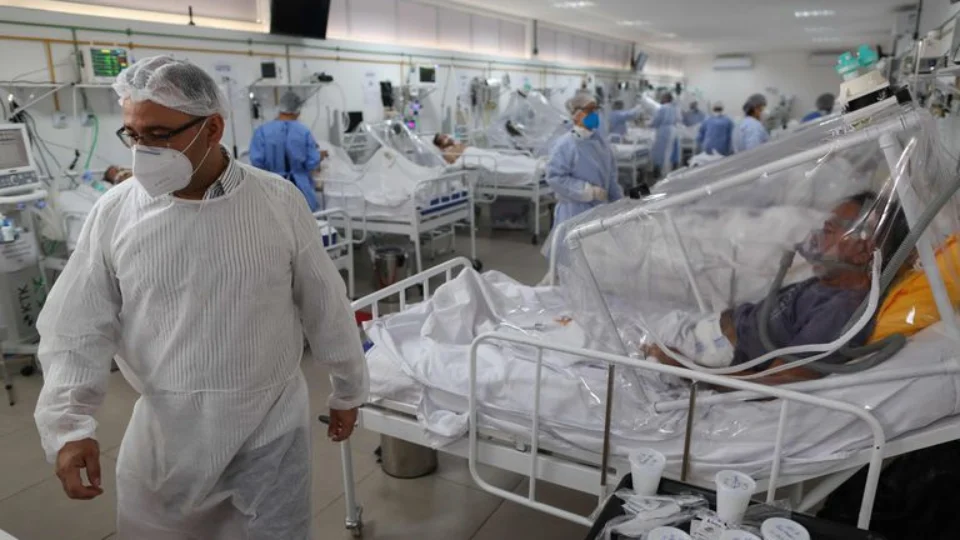 Sem controle, Brasil bate o recorde de mortes por Covid-19 em 24h