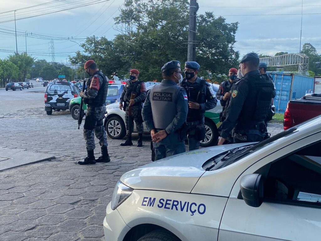 PM desarticula tentativa de motoristas de app de bloquear entrada das refinarias.