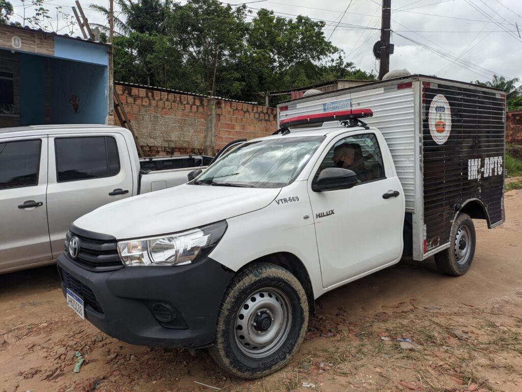 Homem é morto a tiros enquanto tomava banho no bairro Lago Azul, em Manaus.
