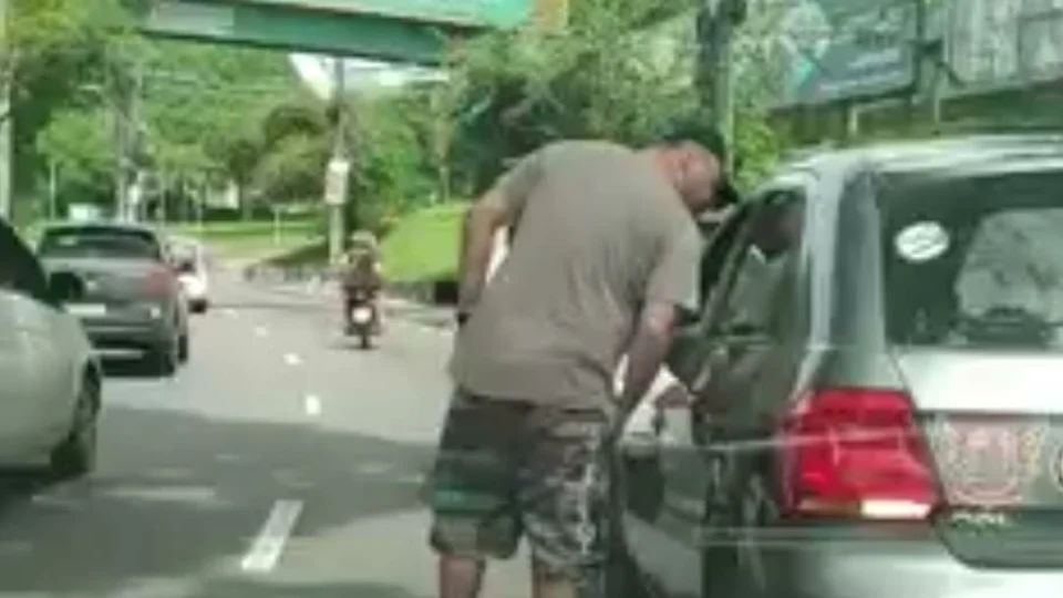 VEJA VÍDEO – Briga de trânsito termina com socos, na Darcy Vargas