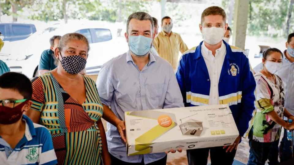 Peixoto comemora compromisso de David e Rotta em finalizar Ramal na Zona Rural de Manaus