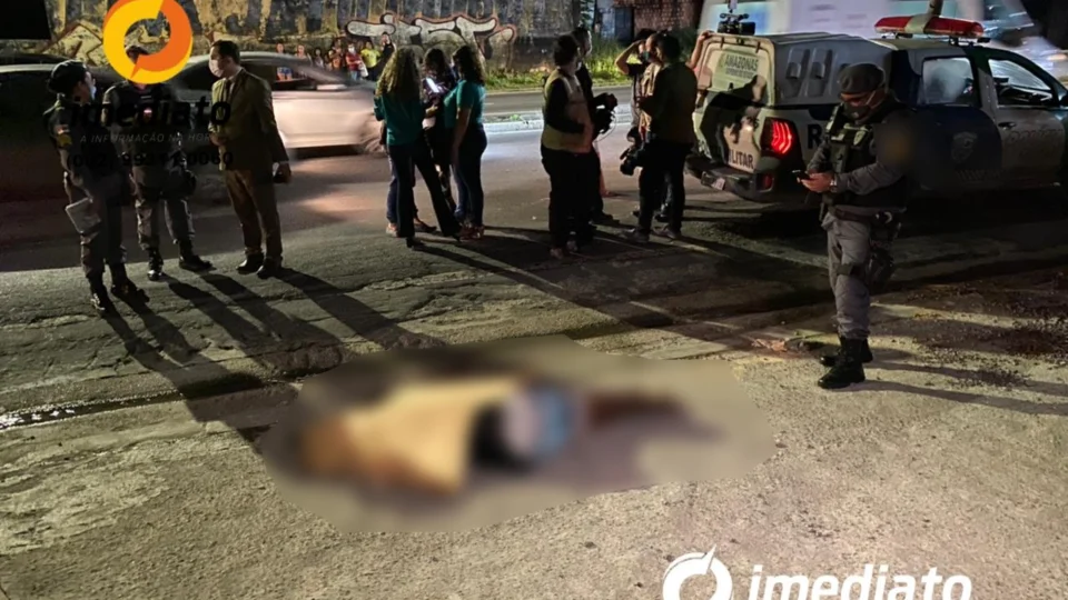 Imagens Fortes! Justiceiro aparece e mata suposto assaltante na Torquato Tapajós