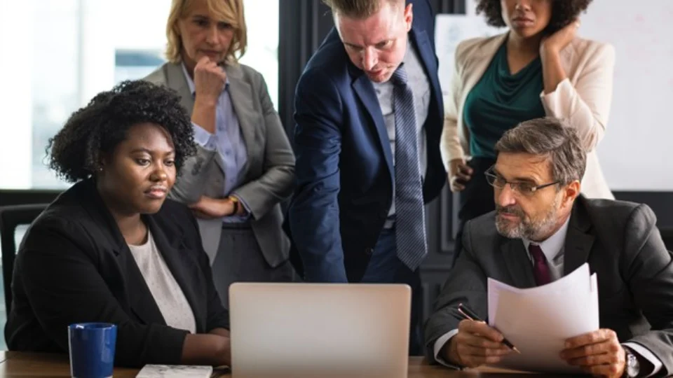 Estudos revelam o tamanho da desigualdade de gênero no mercado de trabalho; Veja detalhes