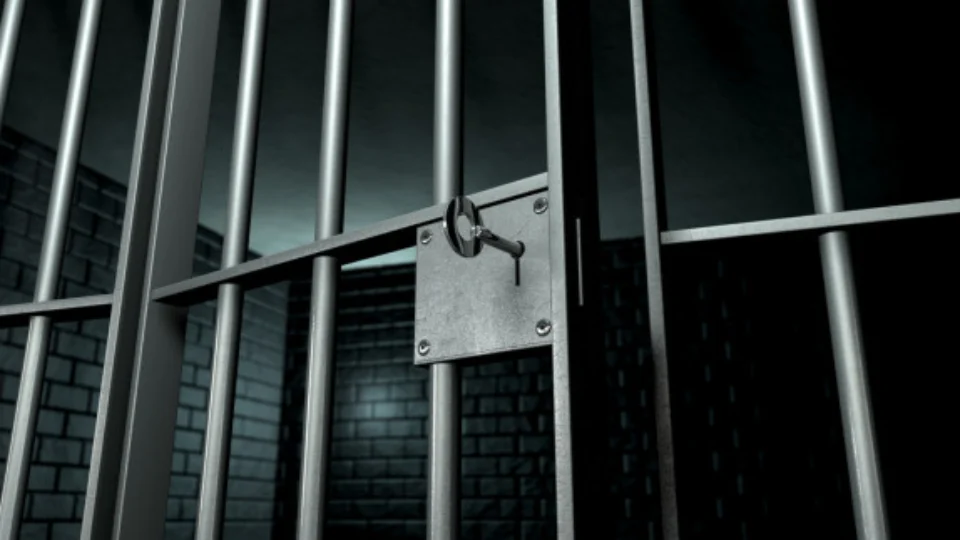 Detento é encontrado estrangulado dentro de cela em Manaus