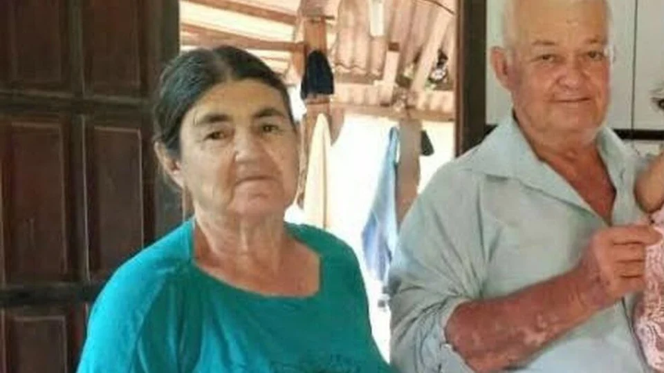 Na espera por leitos de UTI, casal de idosos morre em intervalo de 12 horas