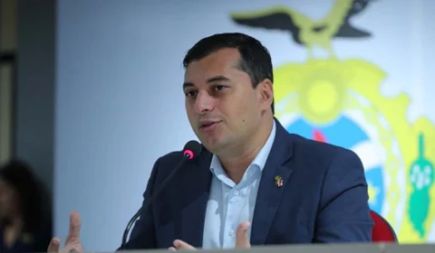 Wilson Lima assina contrato para compra de 1 milhão de vacinas Sputnik V para o Amazonas